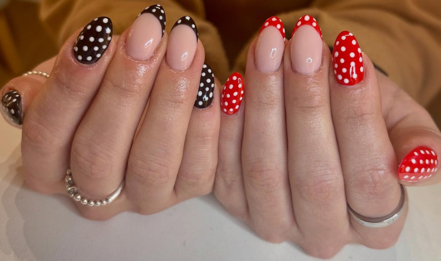 New year, new energy ✨💅🏻

Stepping into the New Year with bold choices and playful details — because your nails should reflect the confidence you’re bringing into every new chapter. 🩷
Polka dots fo