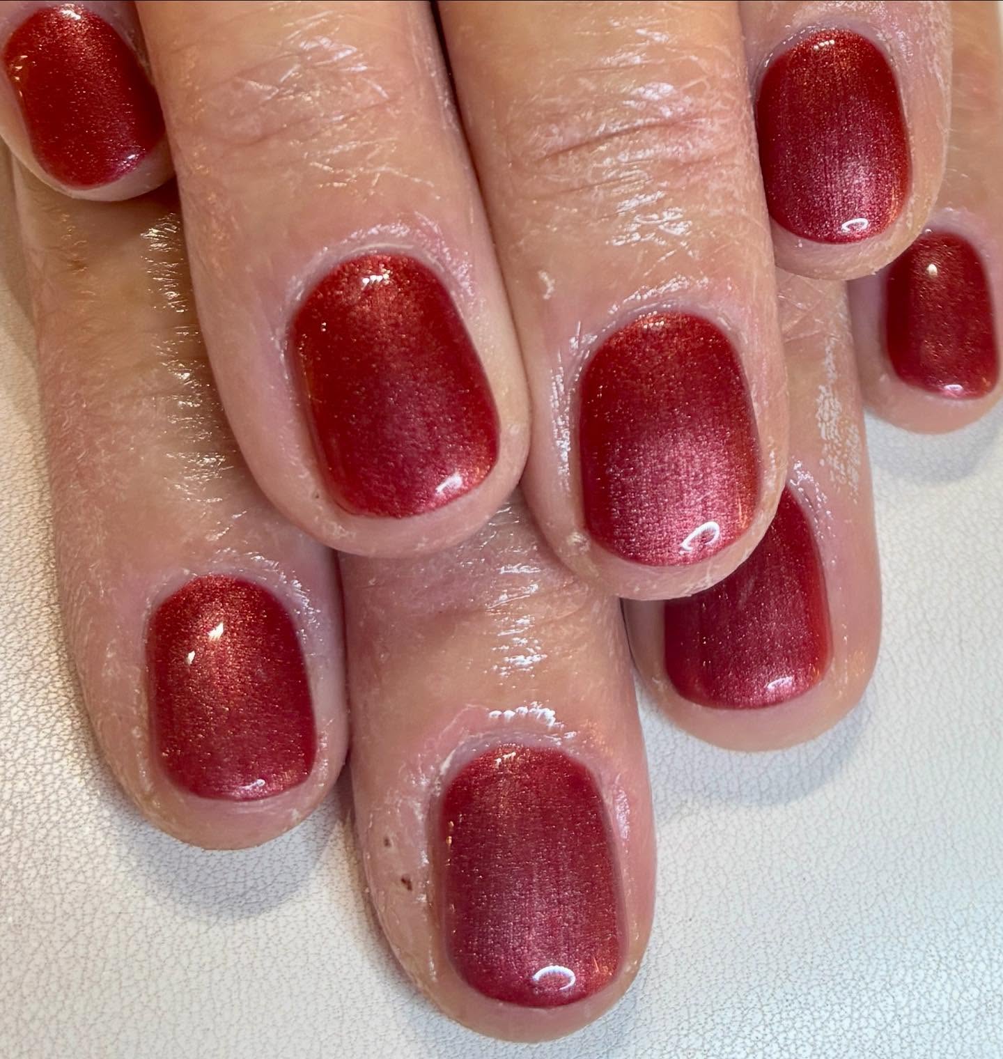 Gel Polish Manicure 🍁💅🏻 #gelpolish #nailsbyabby #northamptonnails #northamptonnailtech #northamptonnailsalon #dustonnails #dustonnailtech #dustonnailsalon