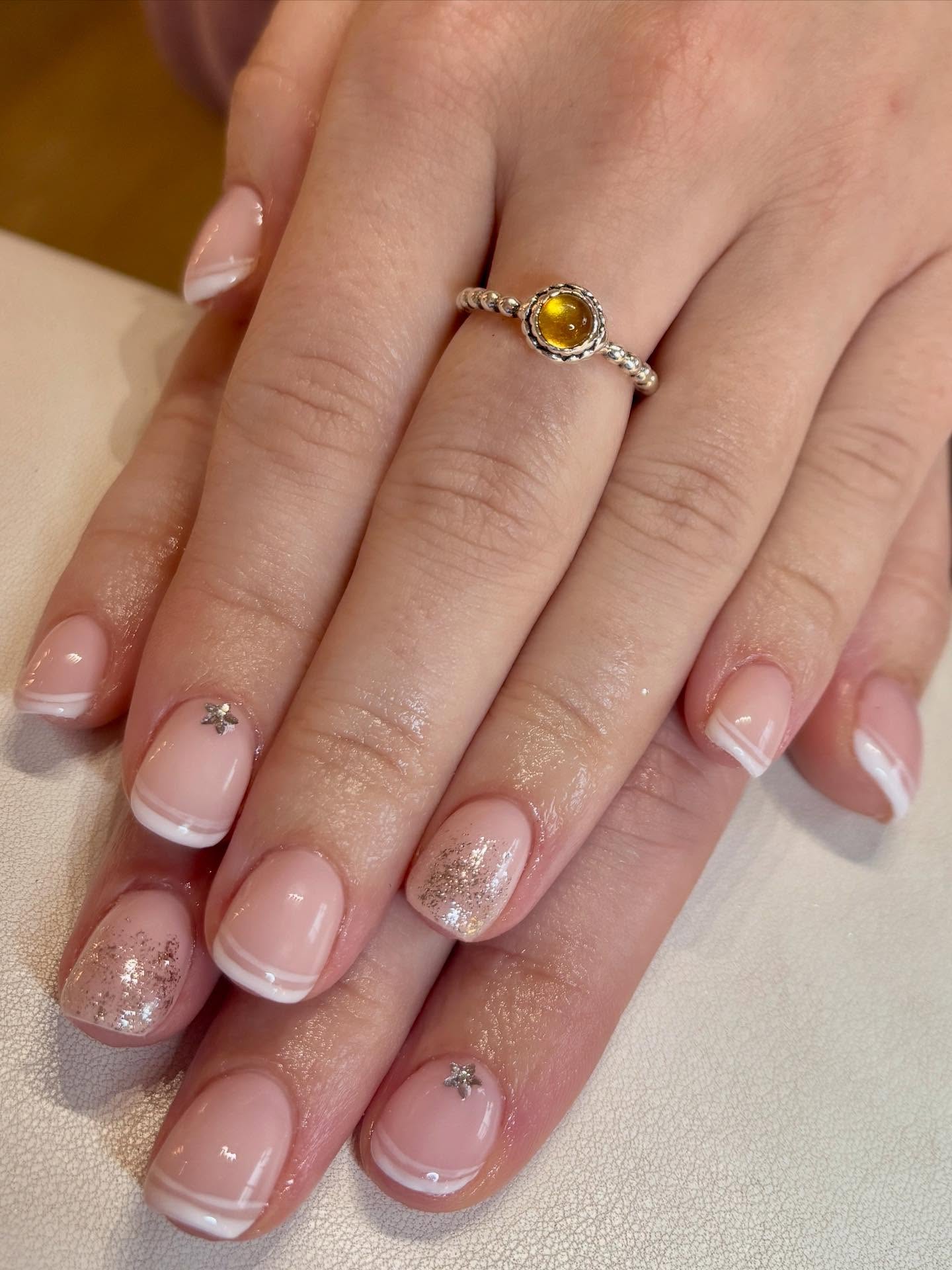 Birthday nails! 🎉✨ Builder Gel infills with design 💅🏻 #nailsbyabby #northamptonnails #northamptonnailtech #northamptonnailsalon #dustonnails #dustonnailtech #dustonnailsalon